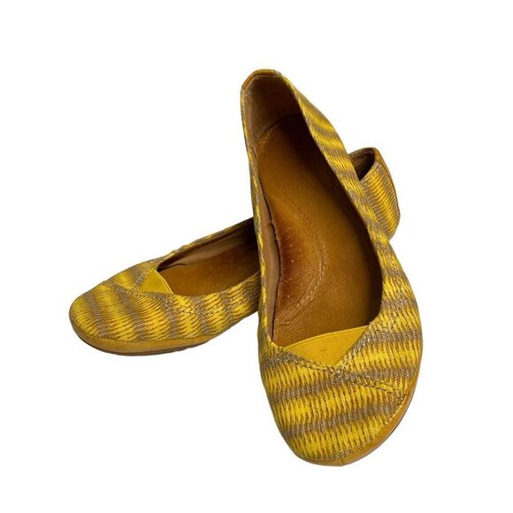 Naya Leather Flats Yellow and Brown - Picture 1 of 14